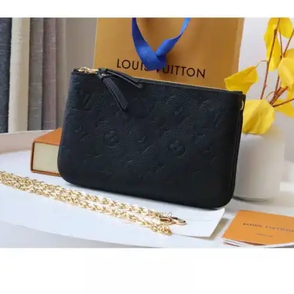 LV 2207DJ0008 Bag 0320