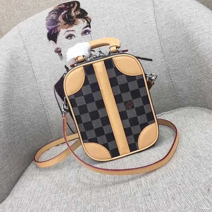 LV 1906BL0059 Bags 0316