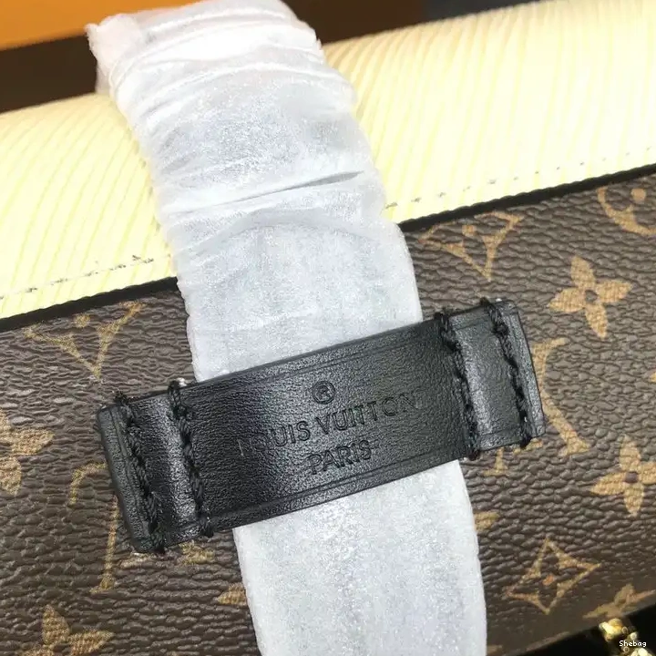 LV Bags 20B570002 0315